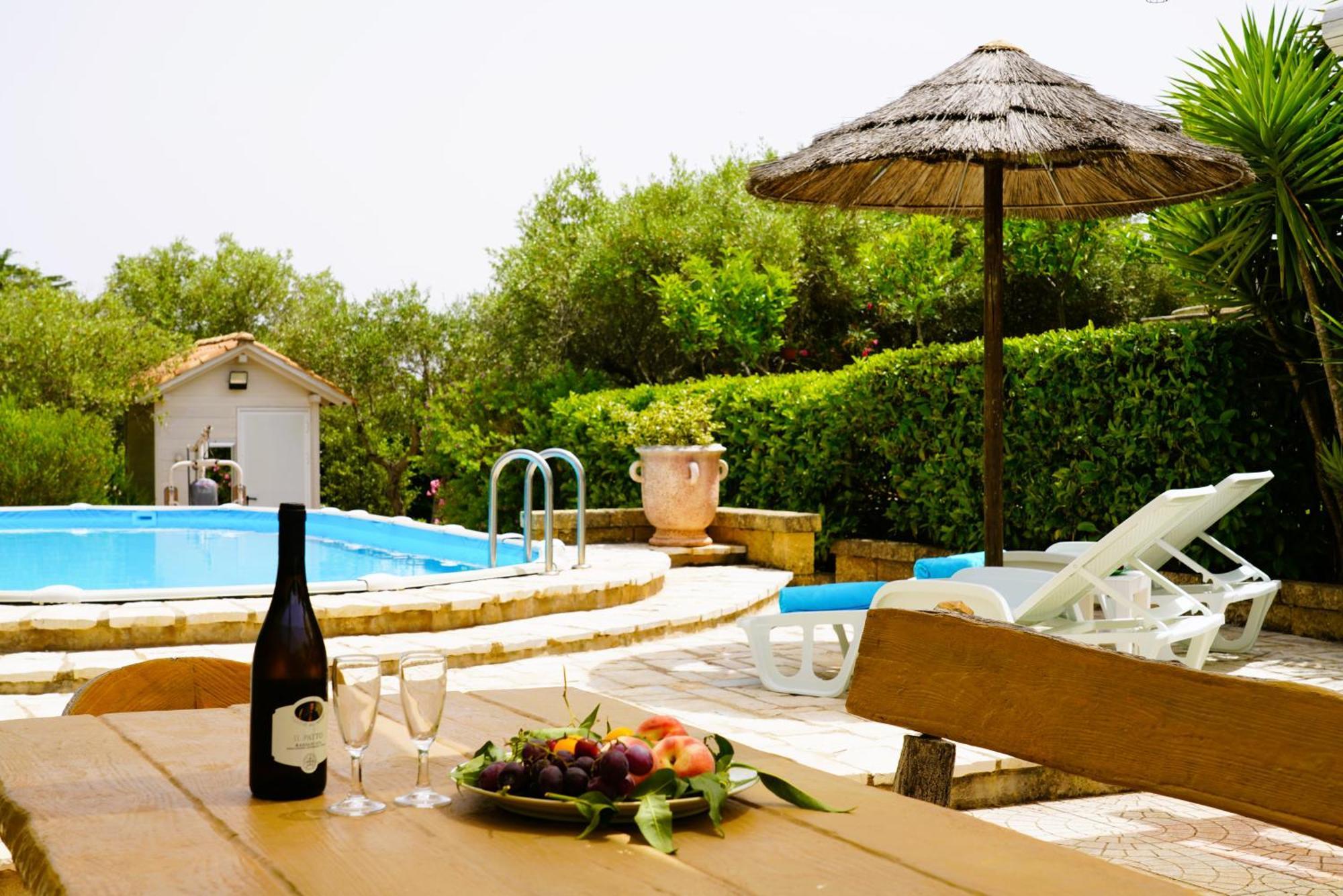 Villa Chanel Bellissima Villa Con Piscina Immersa Nella Valle D'Itria Ostuni Dış mekan fotoğraf